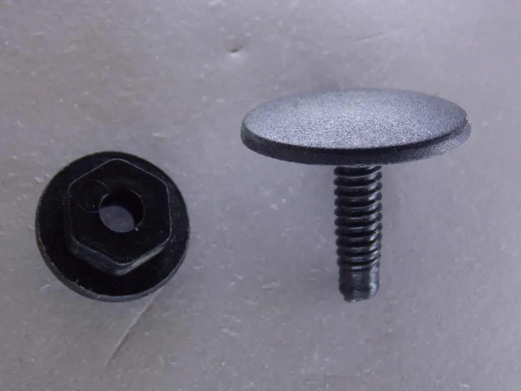 TECHO UNIVERSAL - R102 (Negra)